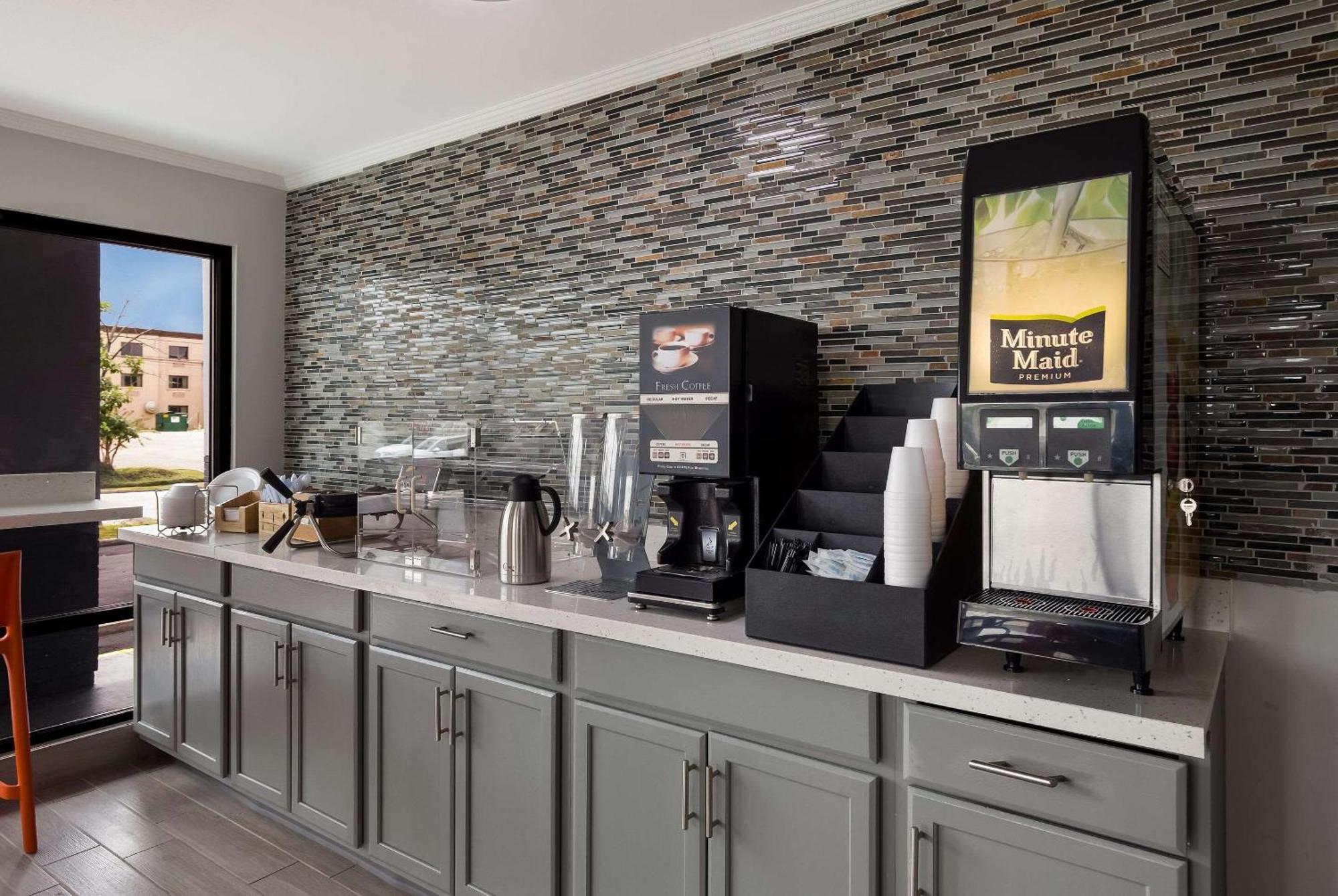 Econo Lodge Mobile Ngoại thất bức ảnh